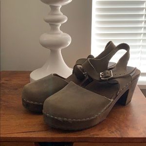 Lotta from Stockholm, medium heel, sz 38